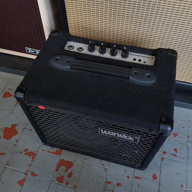 とも　　WARWICK BC 10 Warwick BC 10 – United States