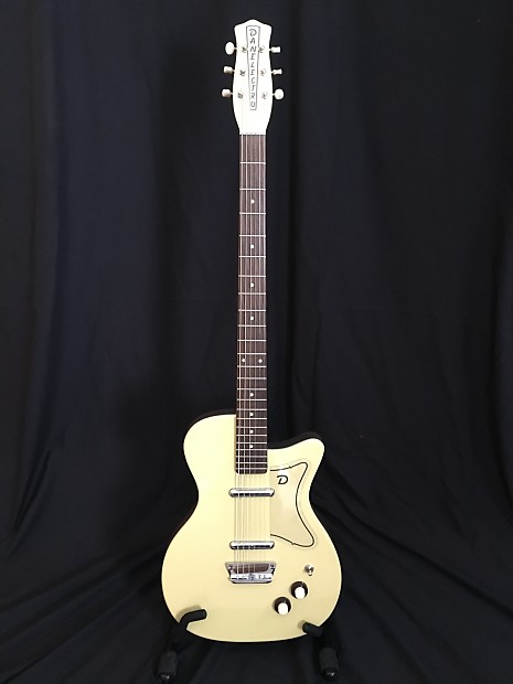 Danelectro Baritone with Hardshell Case