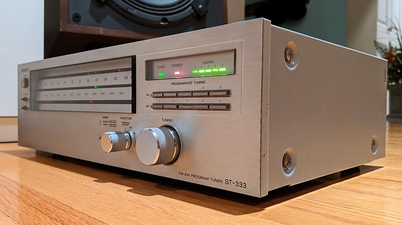 Sony STR-333 / Vintage AM/FM Programmable Tuner / Rare