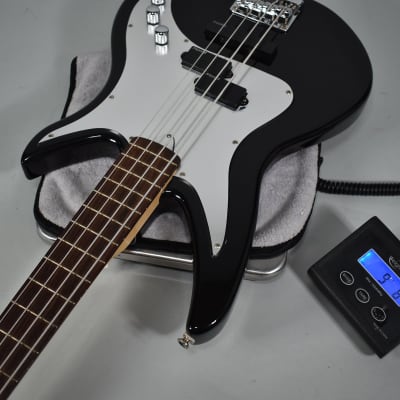 Hartke XK-4 Black Finish Electric Bass Guitar w/HSC image 20