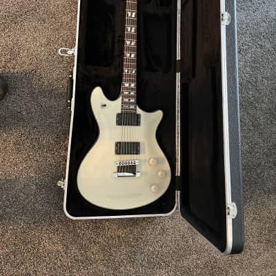 Schecter Tempest Custom early 2000s white image 2