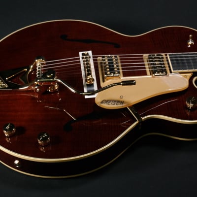 Gretsch G6122T-59 Vintage Select Edition '59 Chet Atkins Country Gentleman Hollow Body with Bigsby Walnut Stain Lacquer 2401234892 732 image 1