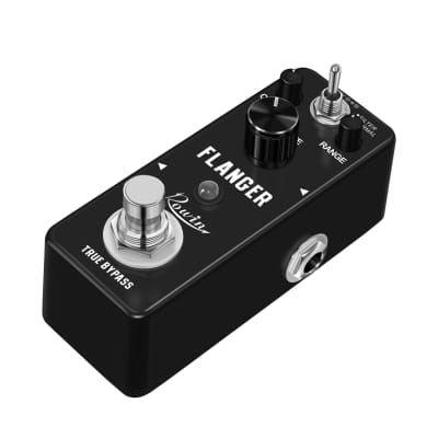 Rowin Classic Analog Flanger Guitar Effect Pedal with Special Vibration Rumbling Noise Effect Black image 1