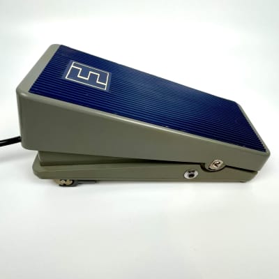 Farfisa Sferasound – Vintage Modulation Pedal – Excellent for Organs, Synths & Guitars image 4