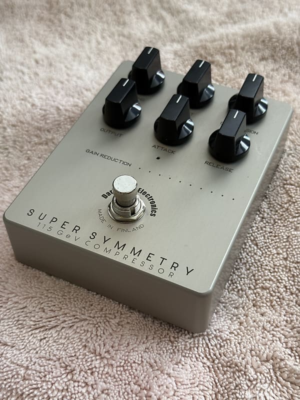 Darkglass Electronics Super Symmetry