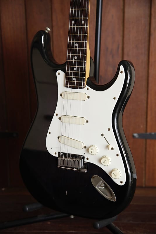 Fender Japan STR-85LS Stratocaster Guitar Translucent Black