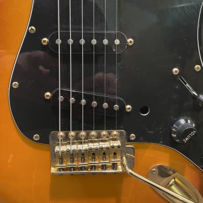 Fender Standard Stratocaster with Maple Fretboard 2006 - 2017 Brown Sunburst image 4