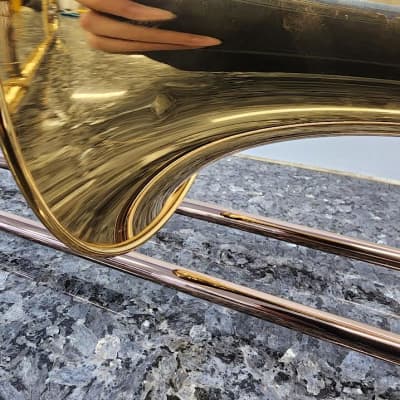 Yamaha YSL-354 Standard Trombone 2010s - Lacquered Brass image 11