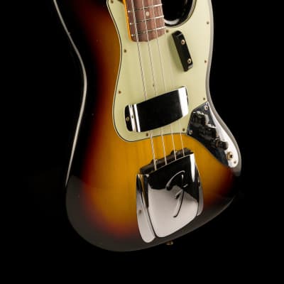 Fender Custom Shop 1964 Jazz Bass Journeyman Relic Super Faded Aged 3-Tone Sunburst image 9