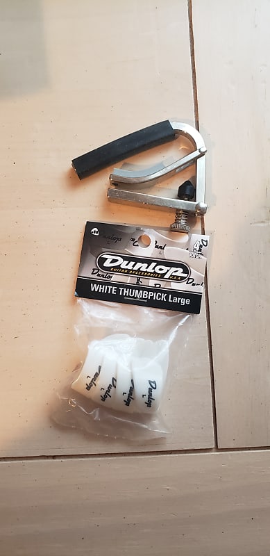 SHRUBB DUNLOP Shrub Capo N Dunlop Large Thumb Pick Plus 2 Extra Silver N White