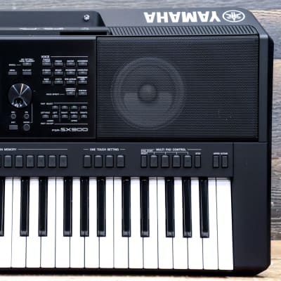 Yamaha PSR-SX900 Digital Workstation 61-Key Organ (FSB) Digital Keyboard w/Box
