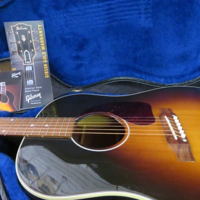 Gibson J 45 Standard image 5