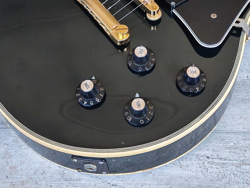 1976 Aria Pro II Japan LC-500 Les Paul Custom (Black/Ebony