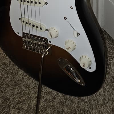 Squier Classic Vibe '50s Stratocaster - 2-Tone Sunburst image 4