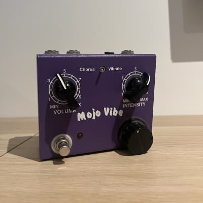 Sweet Sound Mojo Vibe Vibrato and Chorus Pedal | Reverb