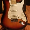 Fender American Deluxe Stratocaster 2002 3 Color Sunburst
