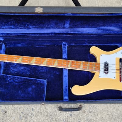 Vintage Rickenbacker 4001 bass 1976 Maple-glo with original case And Ric-o-sound! image 24
