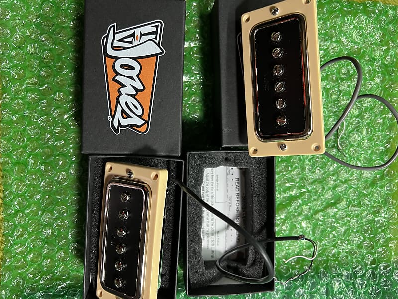 テレビ卓球 Thunder'Blade Neck Pickup - Soapbar Mount - TV Jones