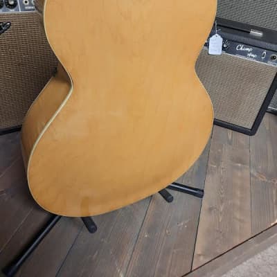 Silvertone Archtop 50's - Natural image 2