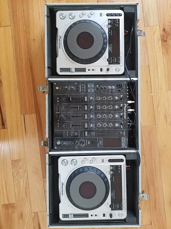 Pioneer DJM-800 and 2 CDJ 800 MK2s | Reverb