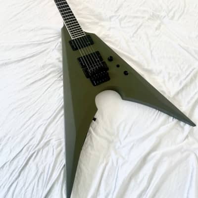 ESP E II MK I Mille Petrozza Arrow