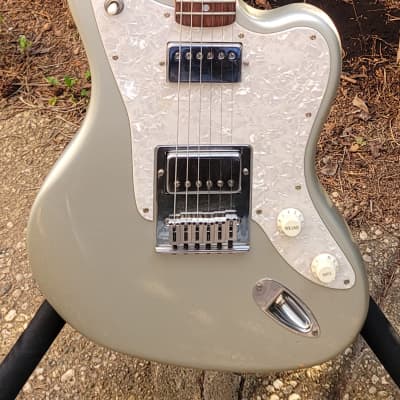 FERNANDES DECADE SERIES electric guitars