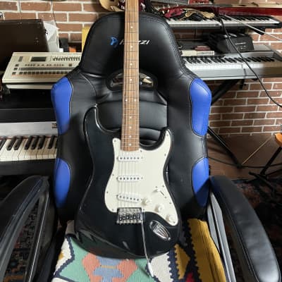 Fender Squier Stratocaster image 1