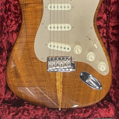Fender Custom Shop Artisan Koa Stratocaster image 16