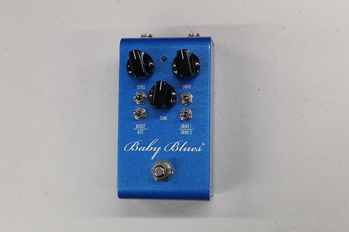 Rockbox Electronics Baby Blues Pedal Review - Premier Guitar