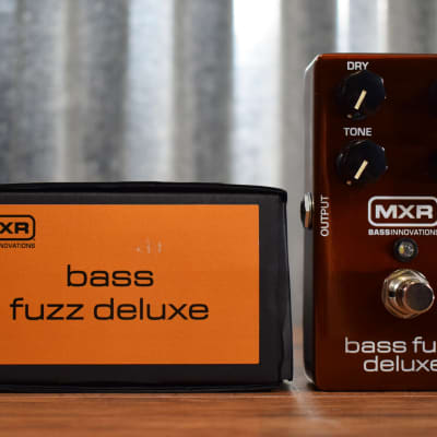 Dunlop MXR M84 Bass Fuzz Deluxe Effect Pedal image 1