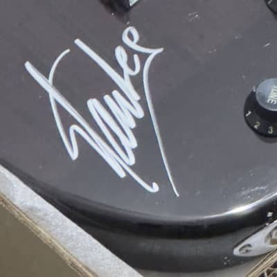 Peavey “FULL SIZE” LIMITED EDITION IRON MAN ROCKMASTER SIGNED BY STAN LEE (never played) with all accessories & photo of STAN SIGNING IT!! image 5