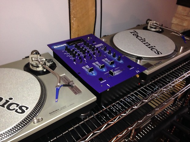 Technics sl-1200 mk7とNumarkミキサーセット Technics sl-1200 mk7と