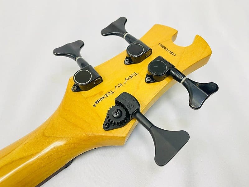 【10333】 Epiphone Tobias by Epiphone Epiphone Toby Standard IV 4-String Bass - Alpine White