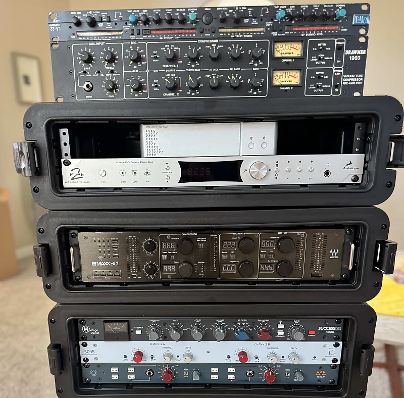 Drawmer 1960 2-Channel Mic Pre / Compressor | Reverb Canada