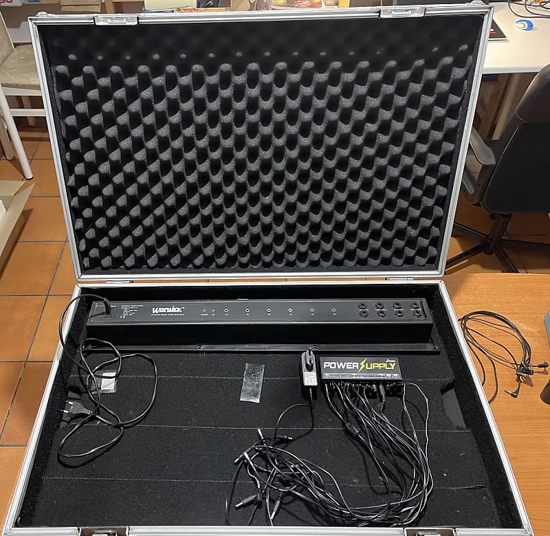 Warwick Effect Pedal Case RC23130B Flight case, custodia Reverb