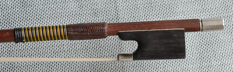 Unbranded 4/4 Violin Bow Early-mid 1900's, 64.5g imagen 1