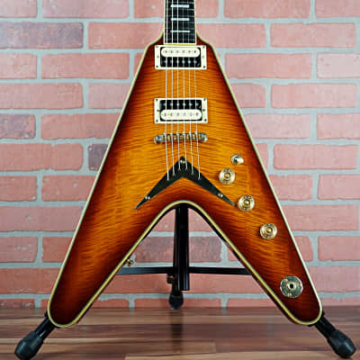 Dean V 79 Select Flame Top Vintage Sunburst With Matching