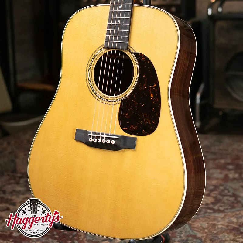 Standard Series D-28 | Martin Guitars | Wildwood Guitars