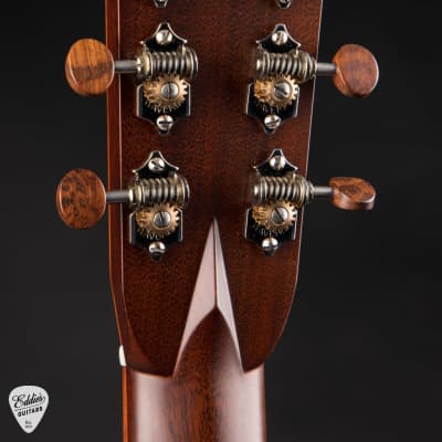 Santa Cruz OM Custom - Old Growth German Spruce & Ancient Kauri 2024 image 8