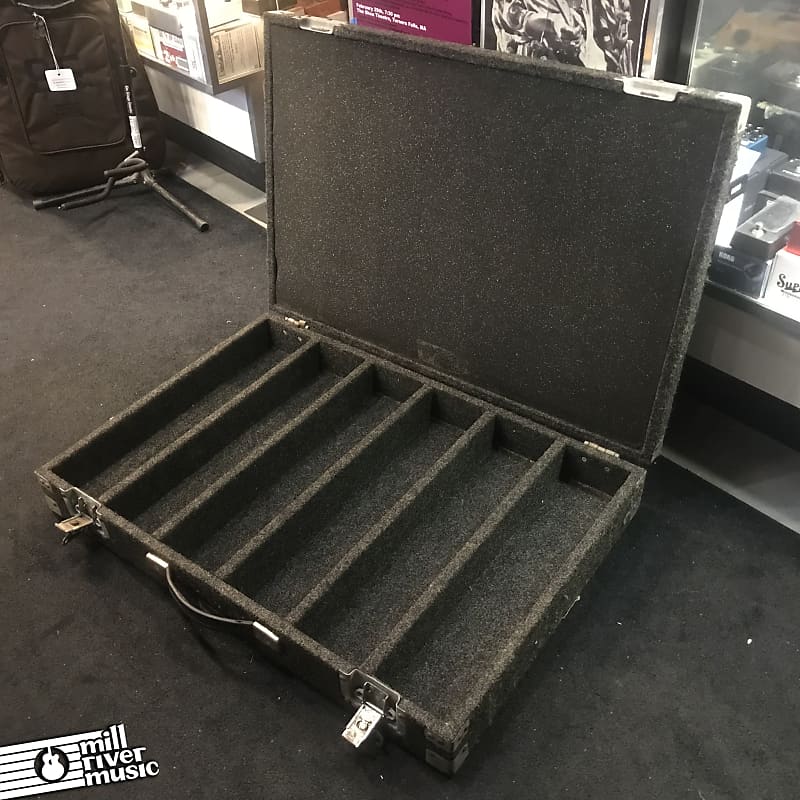 Caseworks USA Road Case for Microphones & Pro Audio Gear Grey Carpet