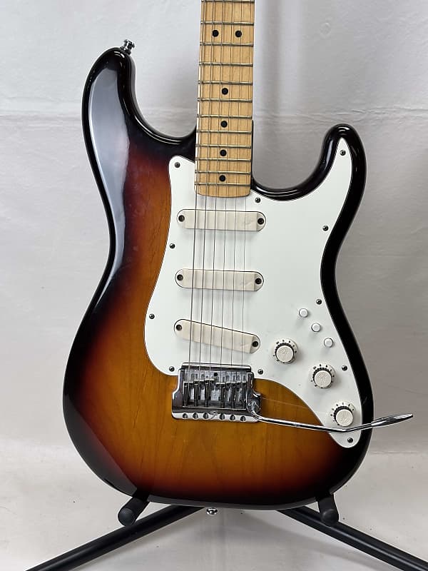 Fender Elite Stratocaster (1983 - 1984) | Reverb