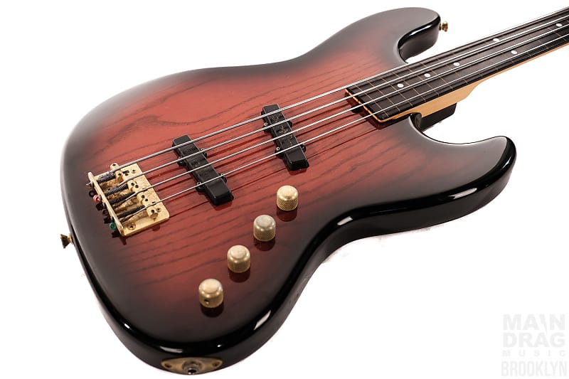 1995 Moon JJ4 Fretless Bass