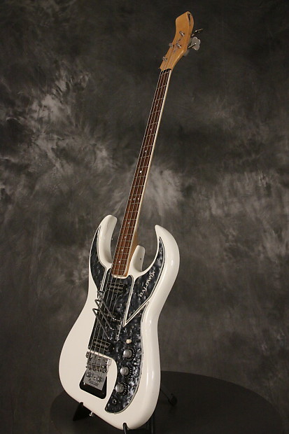 Burns/Baldwin BISON Bass 1960s White | Reverb