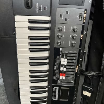 Roland VR 09 image 5