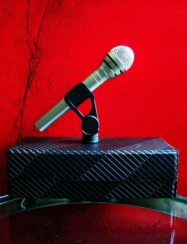 Vintage 1970's AKG D310 dynamic cardioid microphone Low Z w
