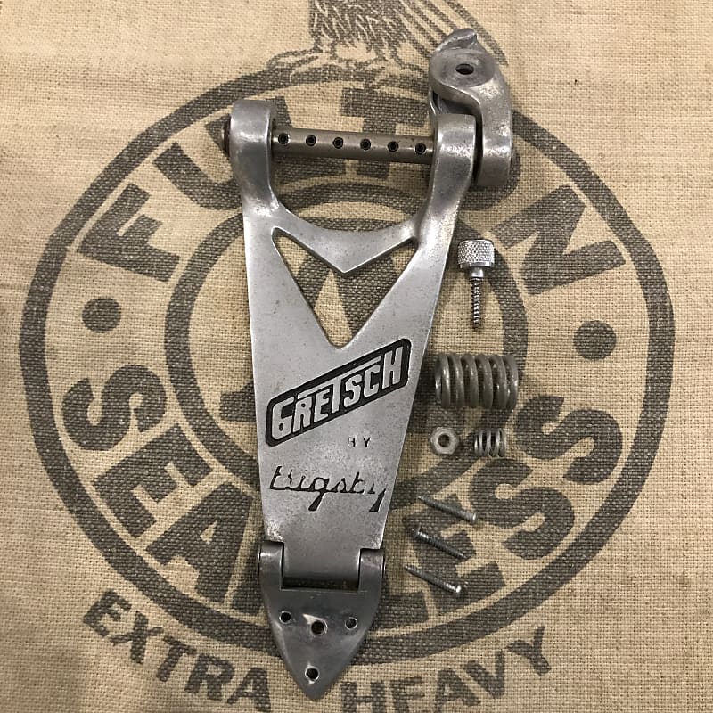 Bigsby B6  GRETSCH Vカット Bigsby B6 GRETSCH Vカット