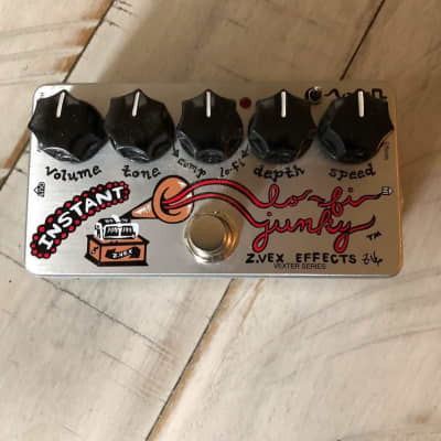 ZVex Instant Lo-fi Junky Vexter Chorus/Vibrato | Reverb ZVex Instant Lo-fi Junky Vexter Chorus/Vibrato | Reverb
