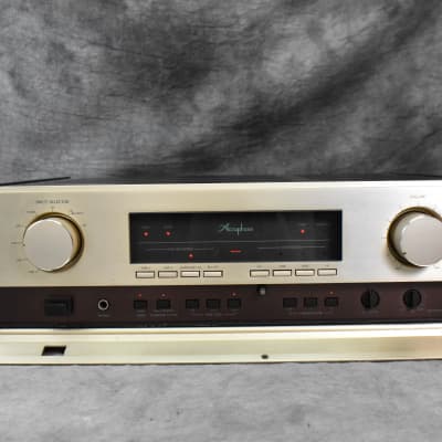 Accuphase C-270 Stereo Pre Amplifier in Very Good Condition image 2