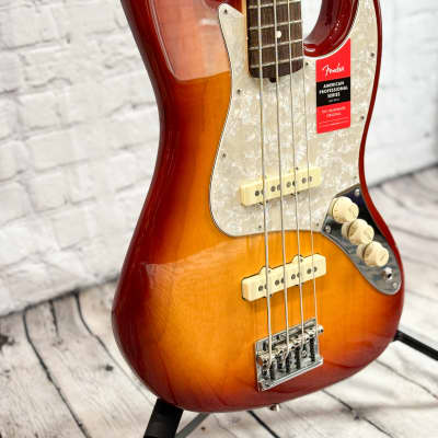 Fender Limited Edition Lightweight Ash American Professional Jazz Bass with Rosewood Fretboard 2019 - Sienna Sunburst image 4