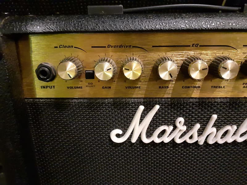 Marshall MG MG15DFX 2-Channel 15-Watt 1x8